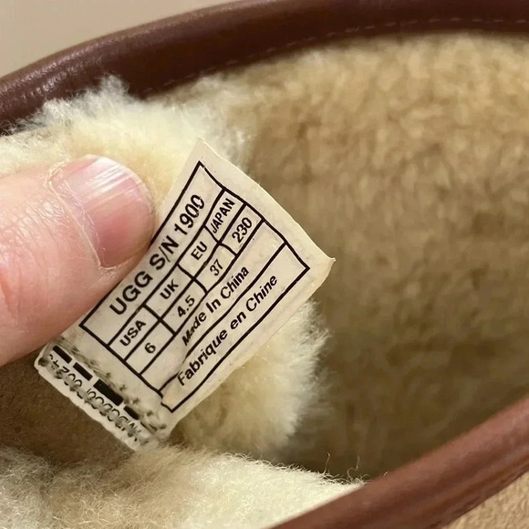 UGG brown leather cream sheepskin high  lace boots - Picture 6 of 8